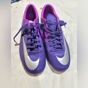 Nike soccer shoes 260mm (Like new)